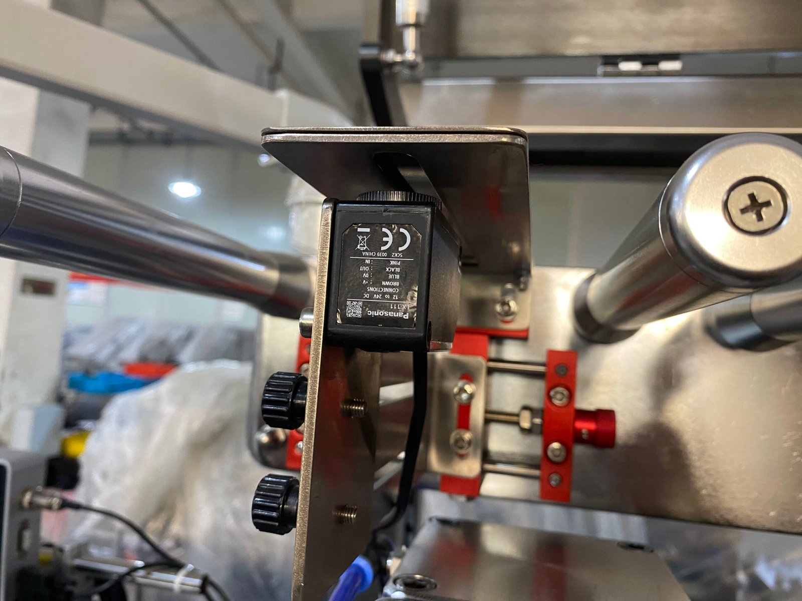 Top-wound film and optoelectronic sensor detail