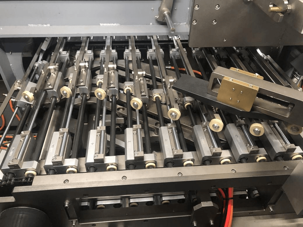 Continuous multi-pusher (double: leaflet + blister pack) — HIJ PBL-400S blister cartoning machine