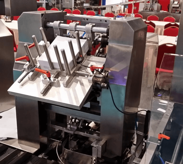 Automatic leaflet folding machine integrated with ZH-200 high speed cartoning machine