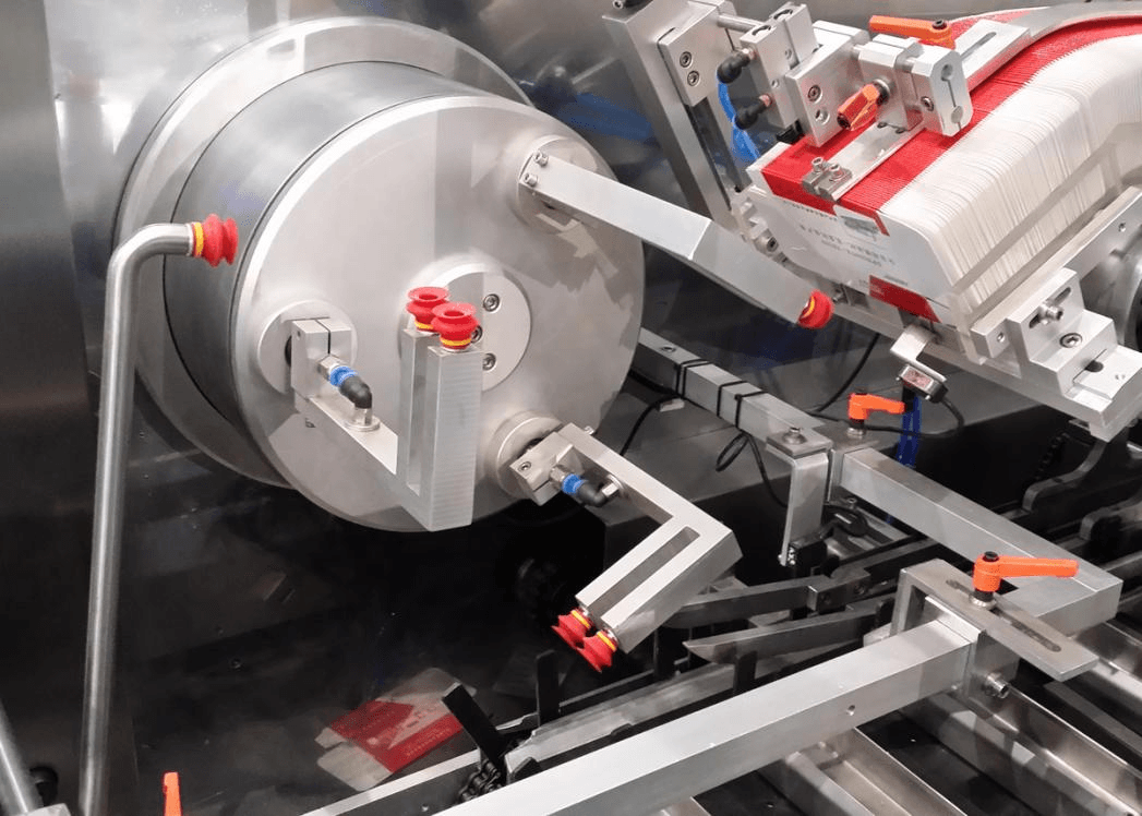 Rotary vacuum suction carton erector station on ZH-200 high speed cartoning machine